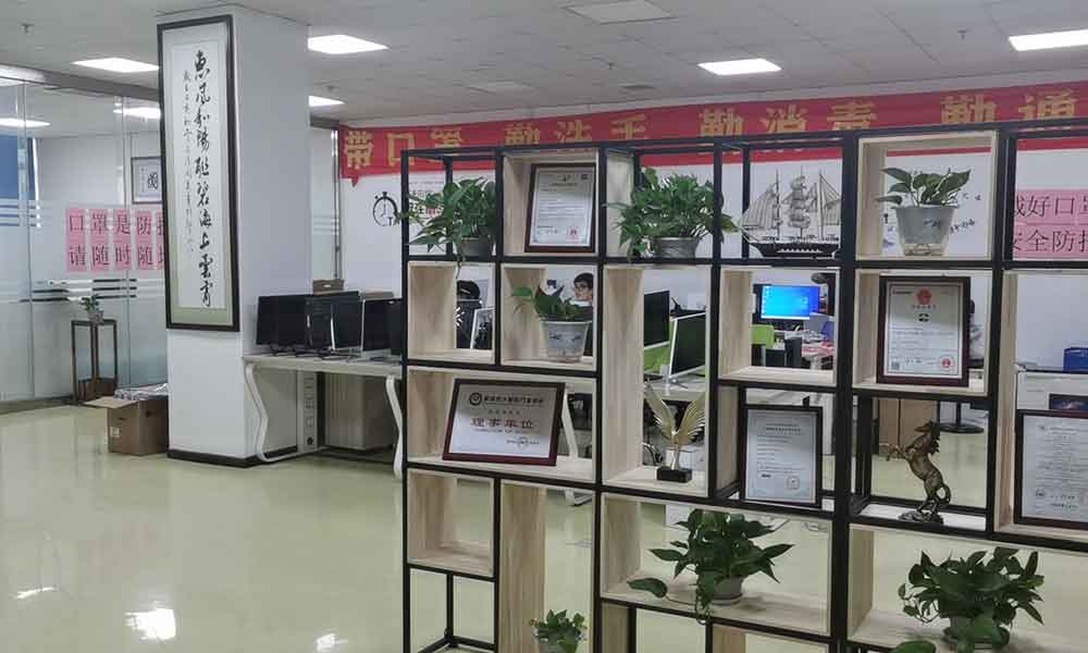 惠联云技术(深圳)有限公司正式搬入新的办公地址
